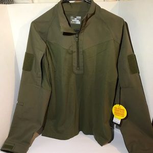 Under Armour Pullover Allseason Gear Tactical NWT